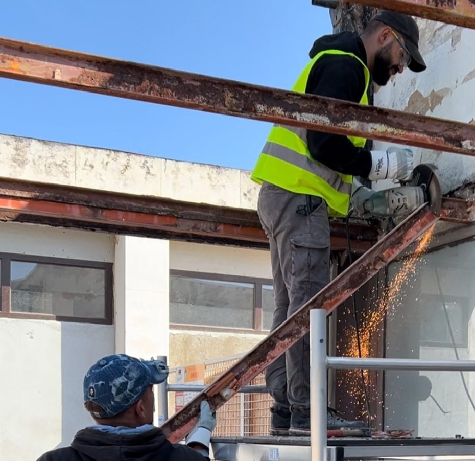 Corte de tramo deteriorado para sustitución y refuerzo