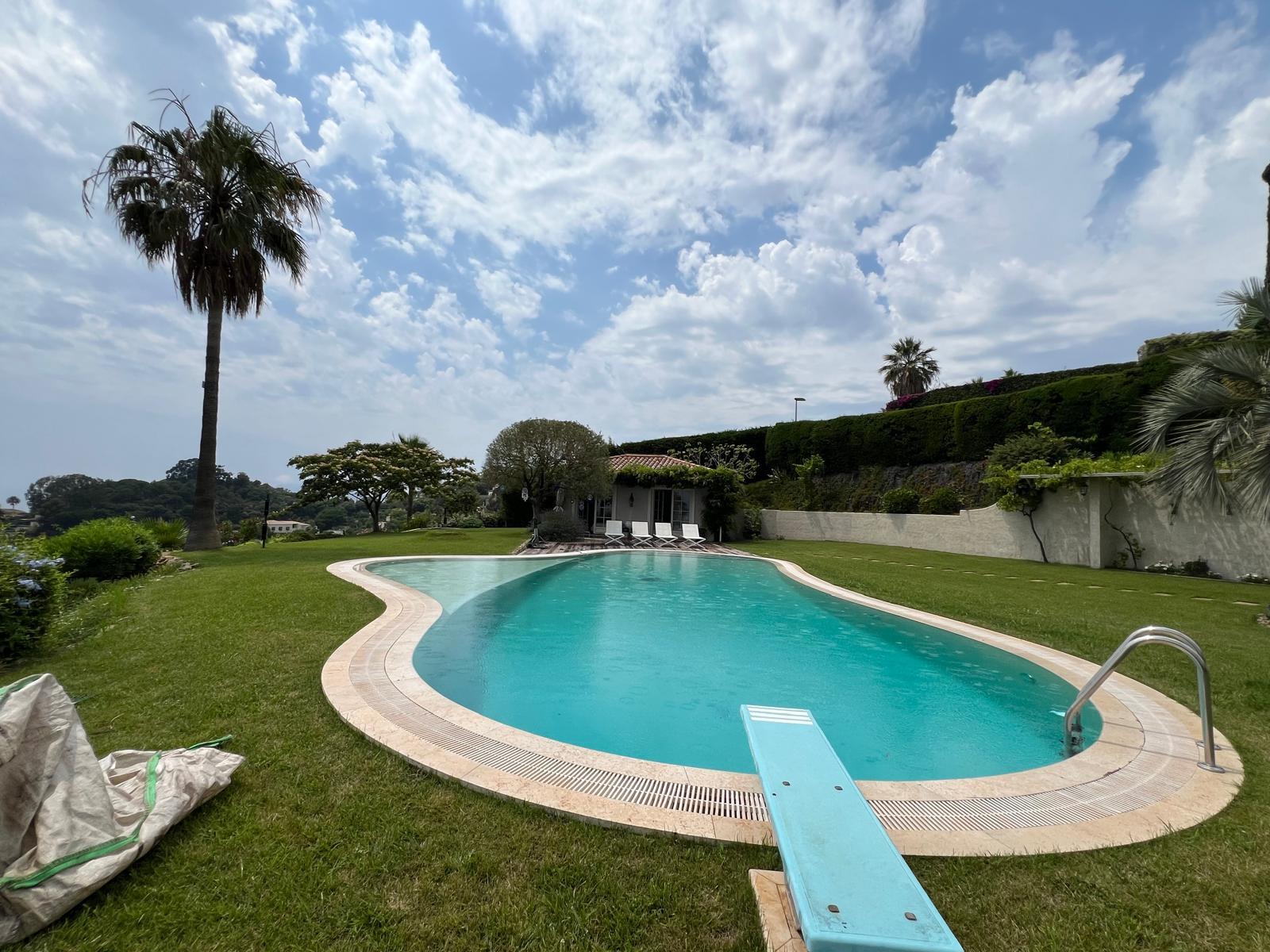 Construcción de piscinas de obra a medida